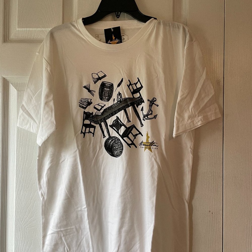 Official Hamilton Musical T-Shirt - White - Size Large - New with Tags